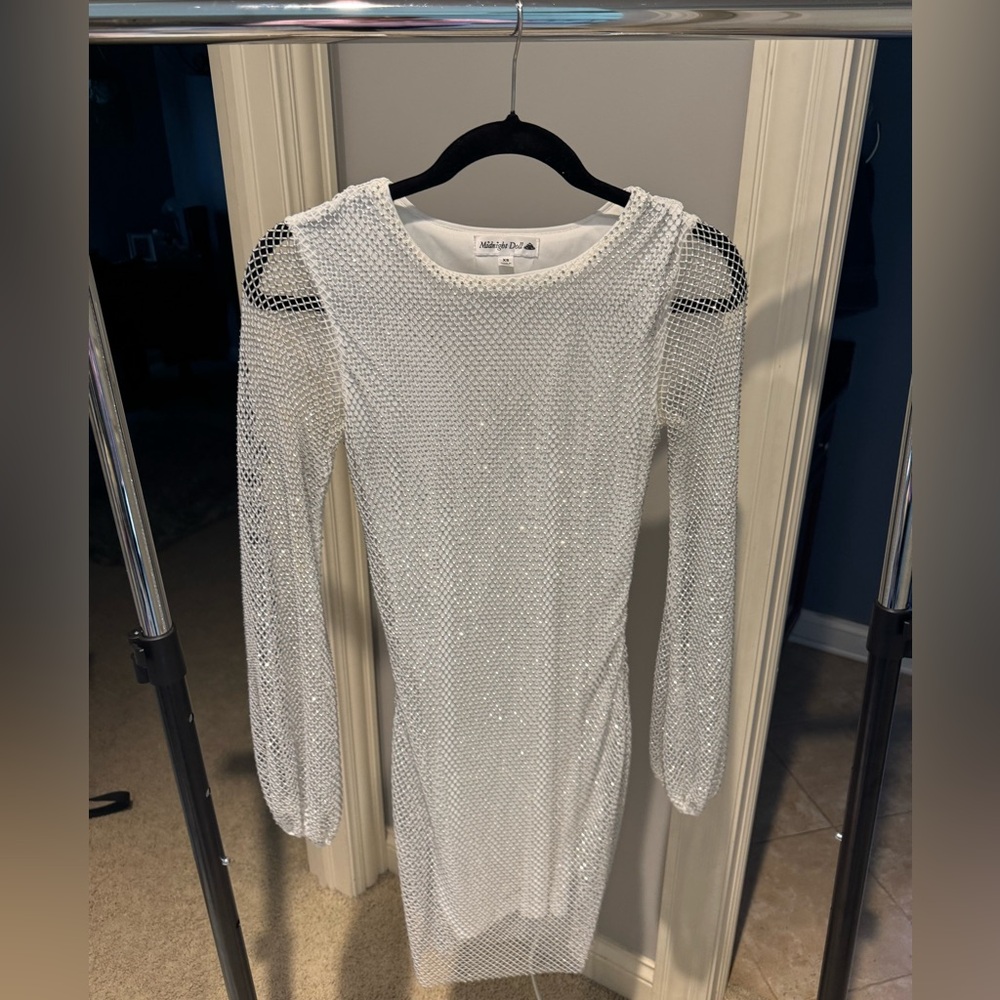 White Long Sleeve Mesh Crystal Dress